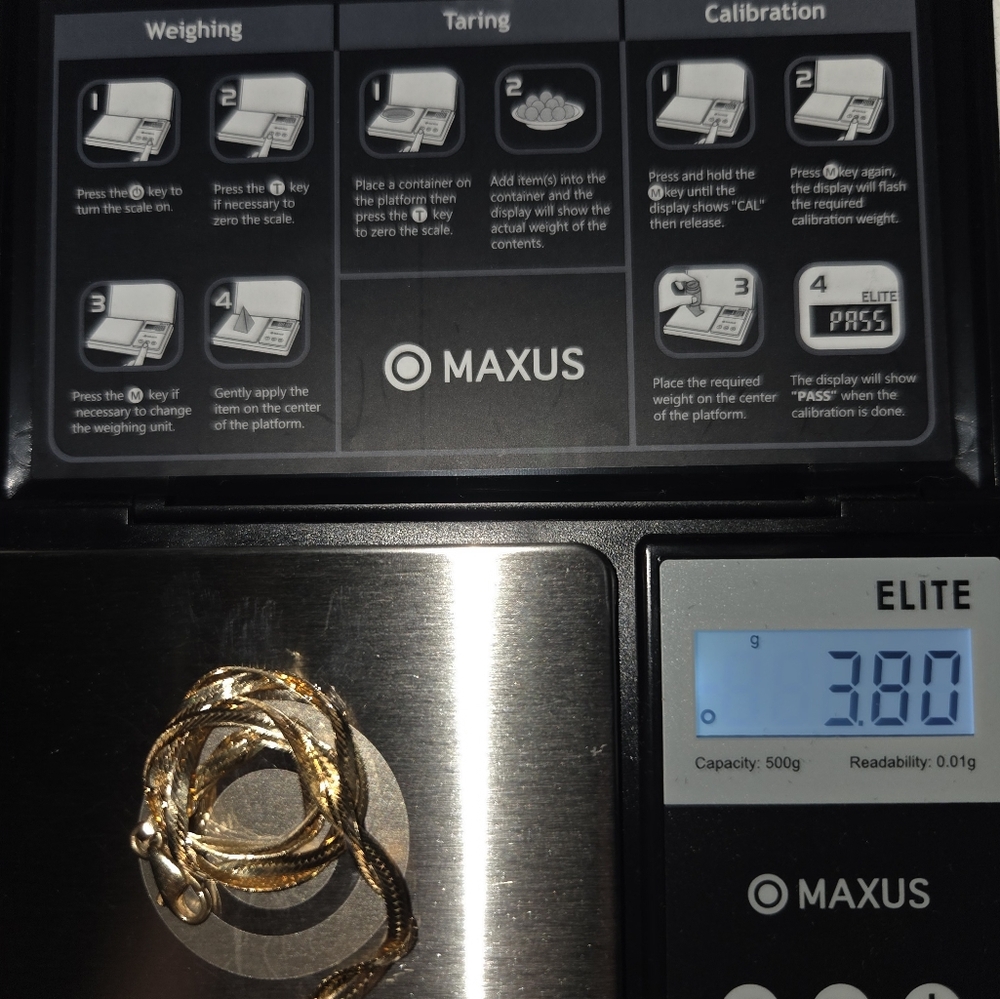 Gold Twisted Bracelet - Picture 14 of 15